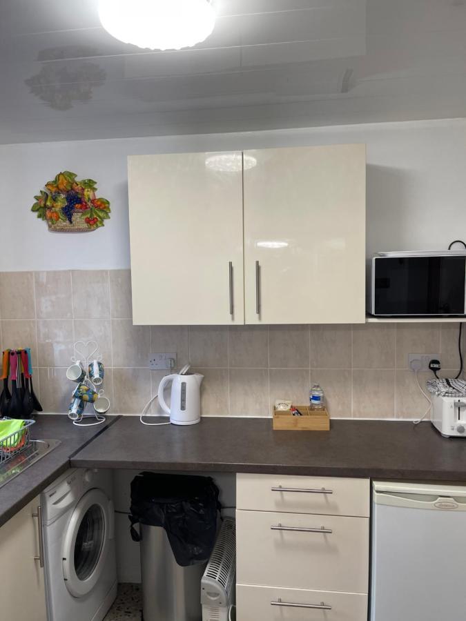 "The Italian" Seafront Apartment Eastbourne Luaran gambar
