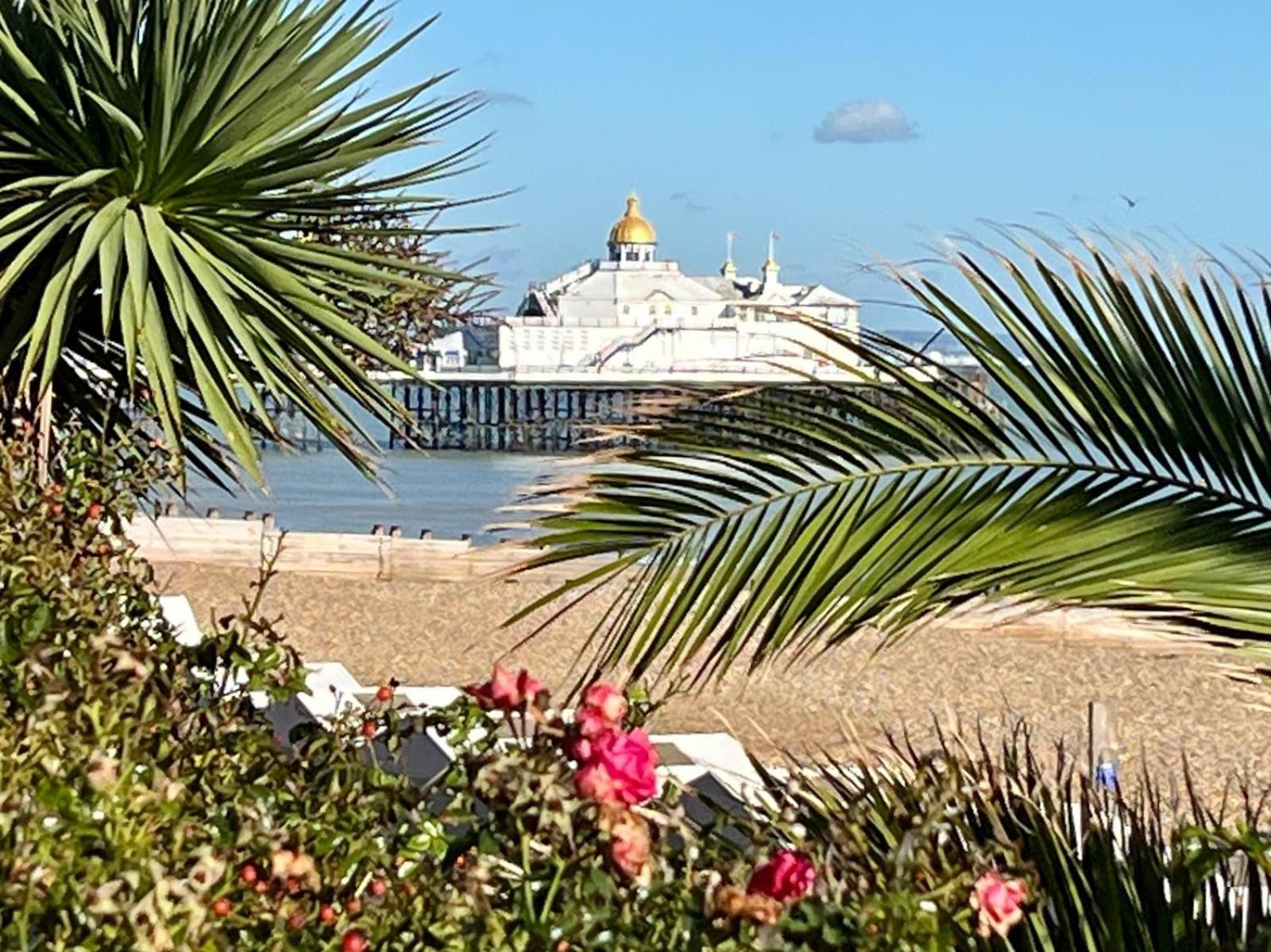 "The Italian" Seafront Apartment Eastbourne Luaran gambar